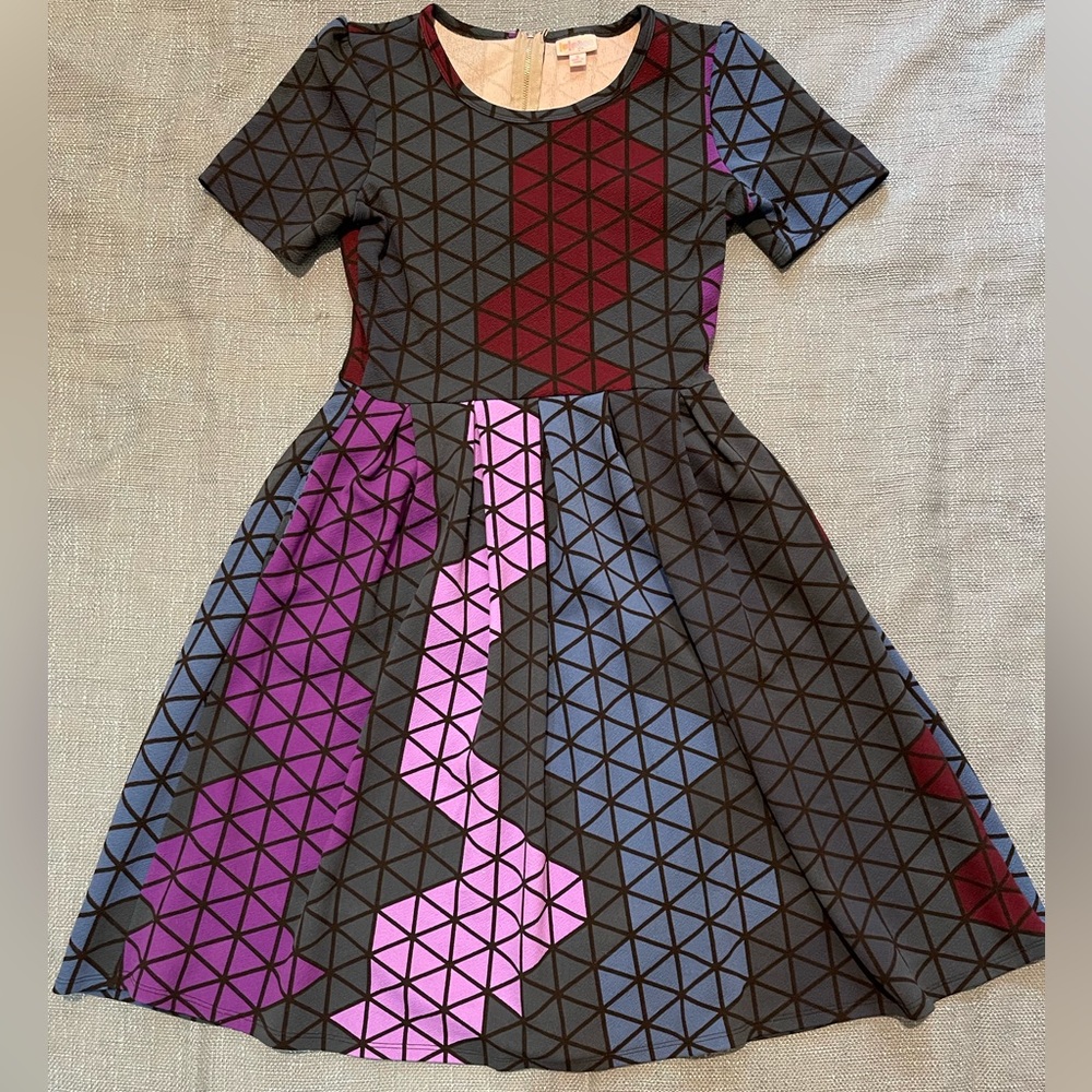 LuLaRoe Cool Geometric Dress! With Pockets!